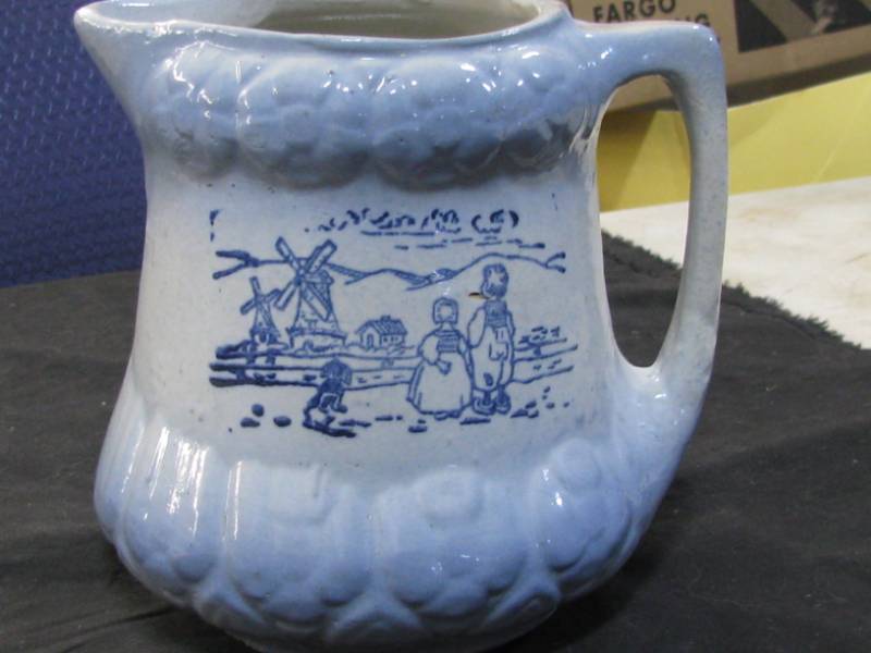 lot 25 image: Crock Pitcher