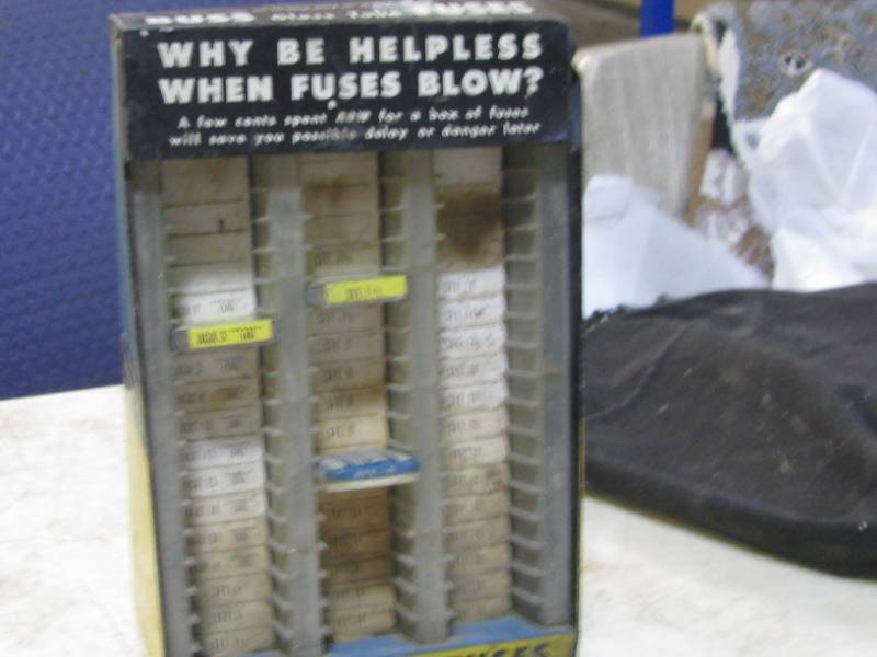 lot 83 image: Buss Fuse Dispenser