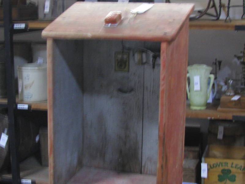 lot 85 image: Communication Box