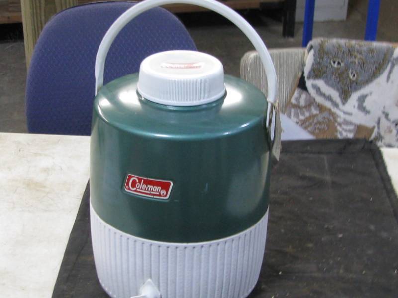 lot 86 image: Coleman Water Cooler