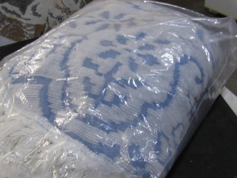 lot 99 image: Chenille Bedspread