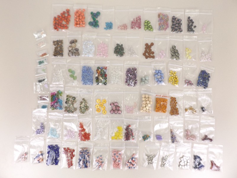 lot 24 image: Lot of High End Natural Stone, Glass Lampwork, etc. Beads