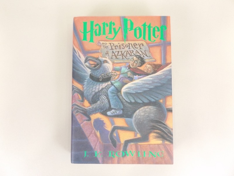 lot 32 image: UNREAD First American Edition Harry Potter and the Prisoner of Azkaban