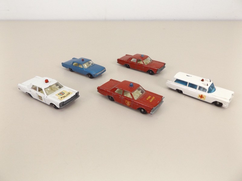 lot 41 image: Lot of 5 Vintage Matchbox Lesney Emergency Vehicles