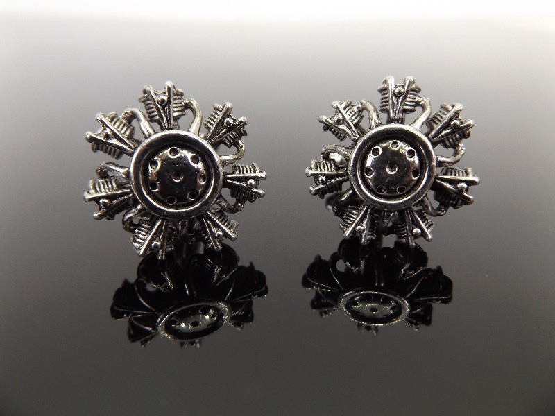 lot 67 image: Vintage Anson Airplane Engine Cufflinks