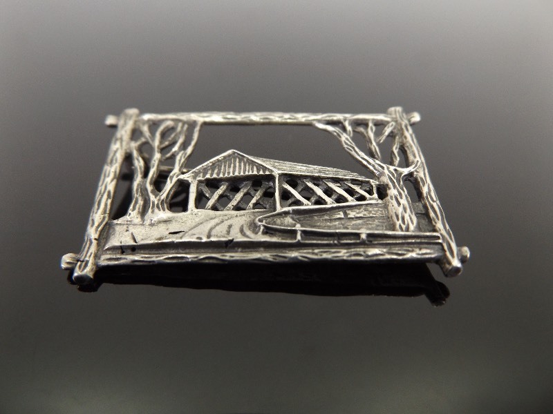 lot 70 image: .925 Sterling Silver Country Covered Bridge Brooch