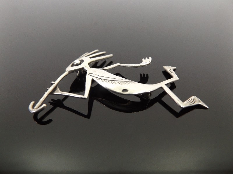 lot 72 image: .925 Sterling Silver Native American Kokopelli Brooch