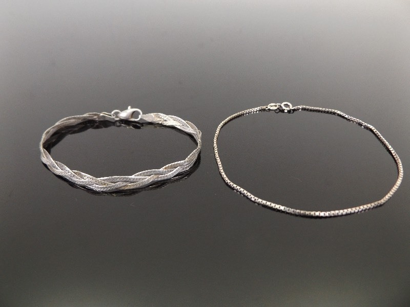 lot 82 image: .925 Sterling Silver Snake Weave and Box Chain Bracelets