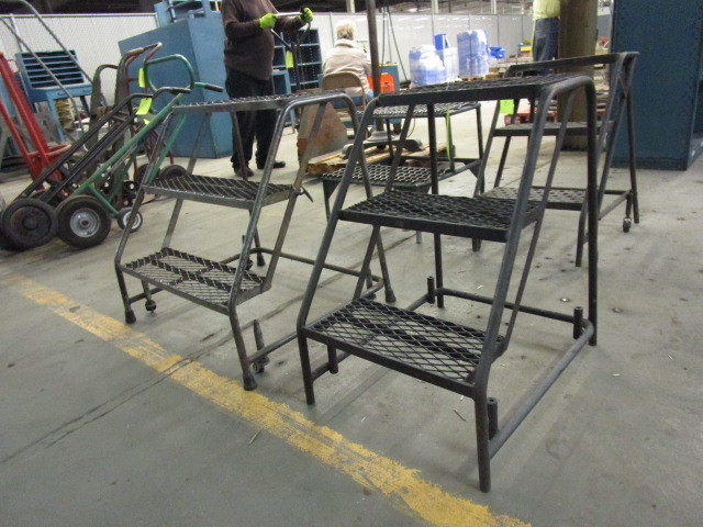 lot 10 image: ROLLING AND PORTABLE STAIRS