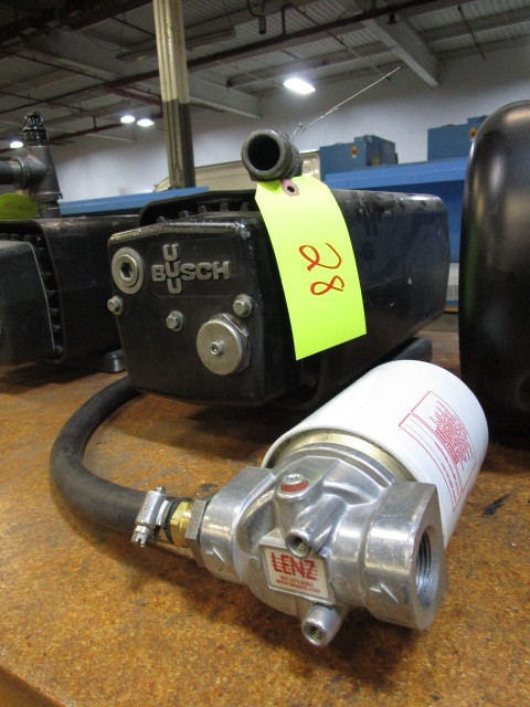 lot 28 image: VACUUM PUMP