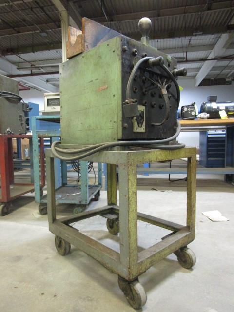 lot 30 image: ROLLING POWER CONVERTER