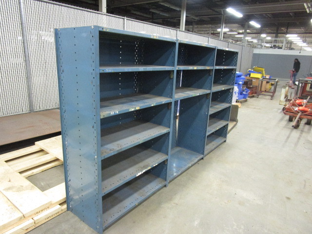 lot 42 image: METAL SHELVING