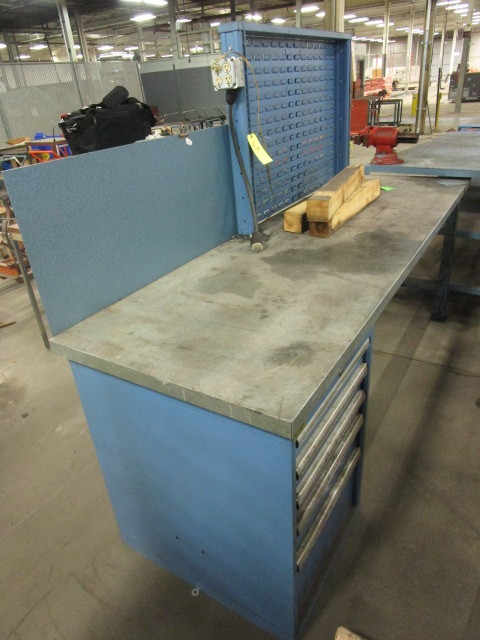 lot 68 image: STEEL WORKBENCH WITH POWER SUPPLY
