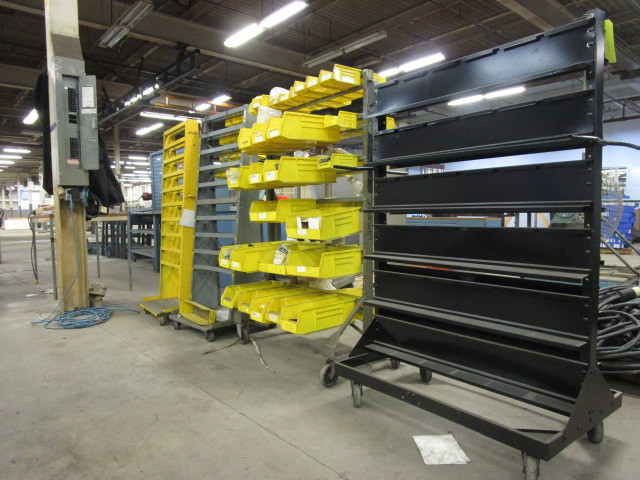 lot 71 image: ROLLING PARTS BINS WITH BINS AND CONTENT