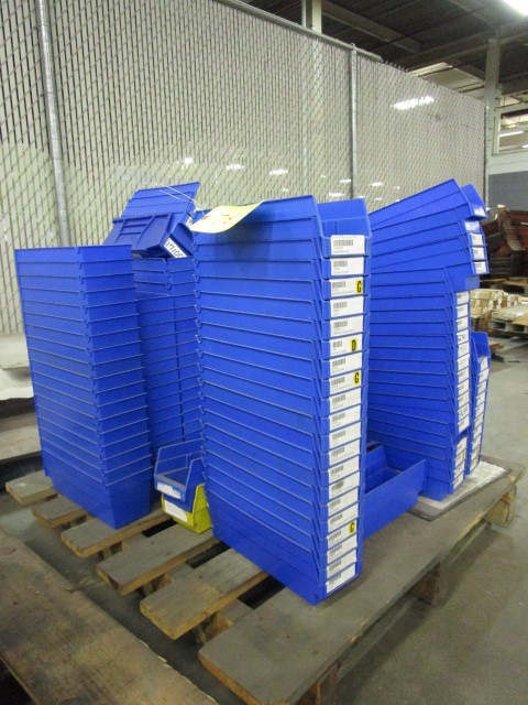 lot 78 image: AKRO-MILS BLUE PLASTIC PARTS BINS