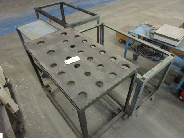 lot 140 image: ROLLILNG STEEL CARTS