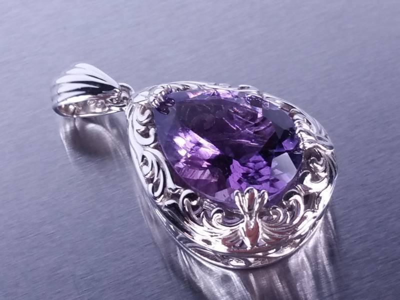 20ct Natural Amethyst Estate Pendant