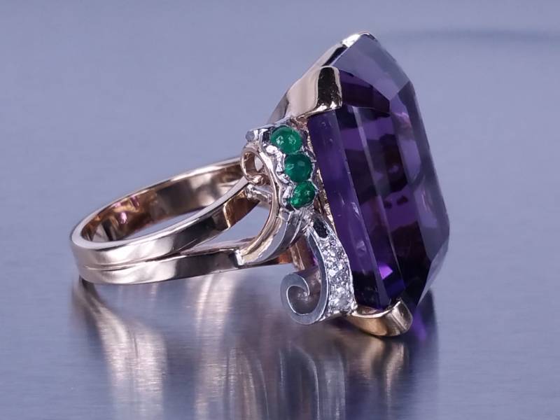 25 CT Deep Purple Amethyst, Emerald, Diamond Estate Ring 14k