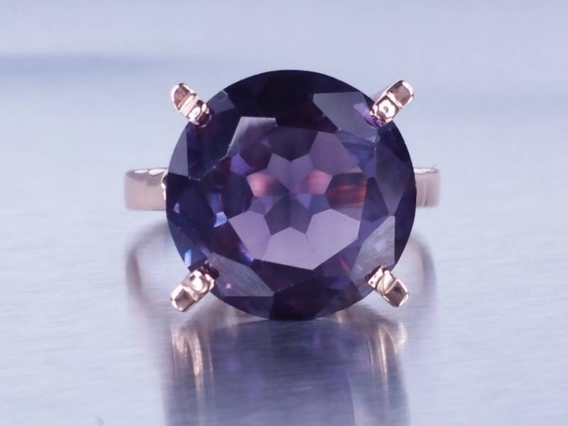 5 CT Purple Color Changing Sapphire Estate Ring 14k