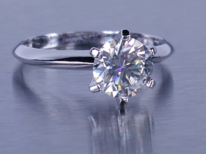 1 CT Moissanite Ring 14k