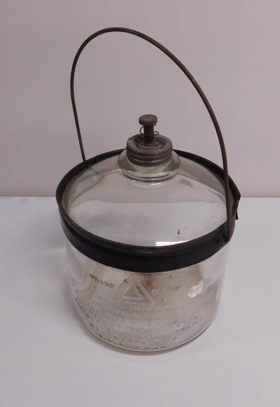 lot 68 image: Antique 1917 Glass Canister