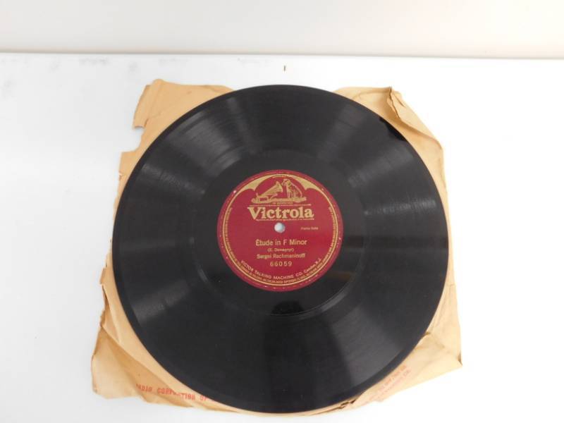 lot 82 image: Rare RCA Victrola Record