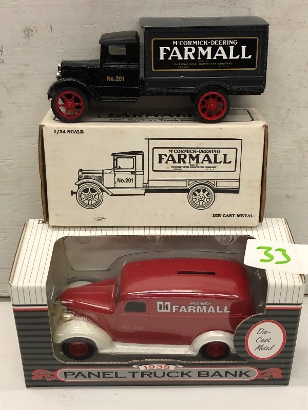 lot 33 image: (2) Ertl Scale-Model  Die-Cast Coin Banks
