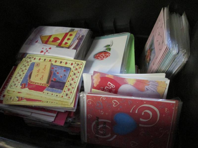 Large Lot of Valentines Day Greetin...