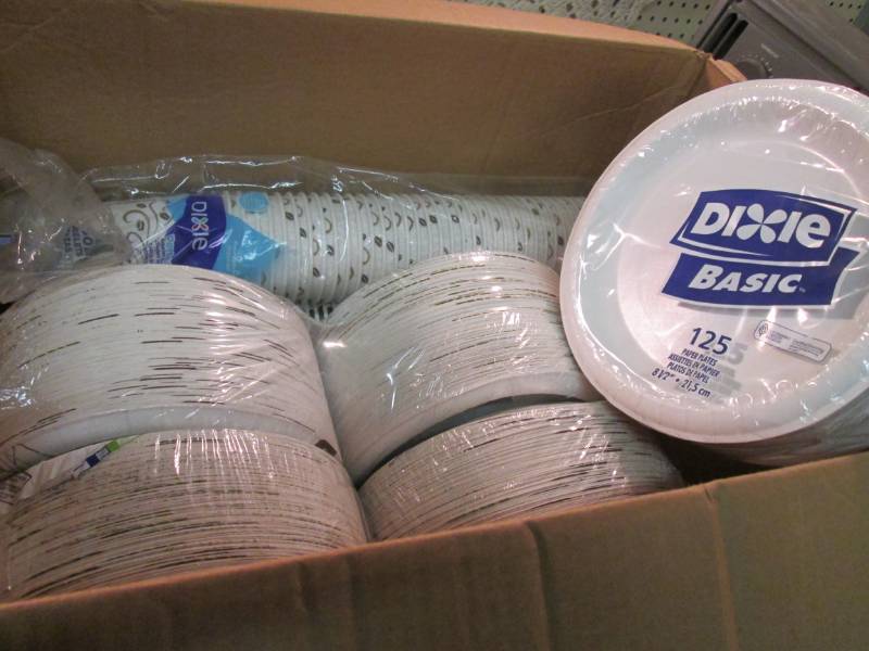 625 Dixie Paper Plates and Misc Cup...