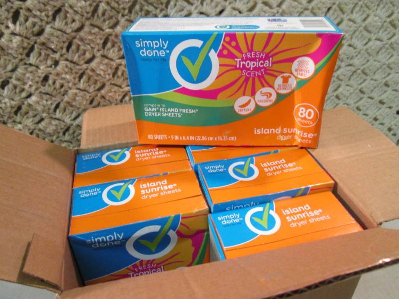 Case of 6 Boxes of Dryer Sheets Isl...