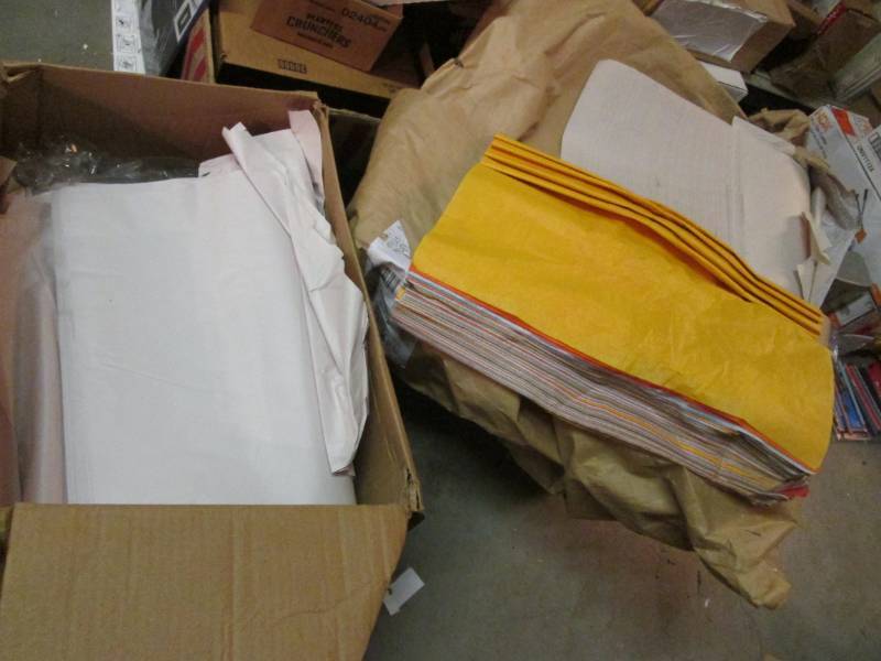 Lot of 24 x 36 and 18 x 24 Pape...