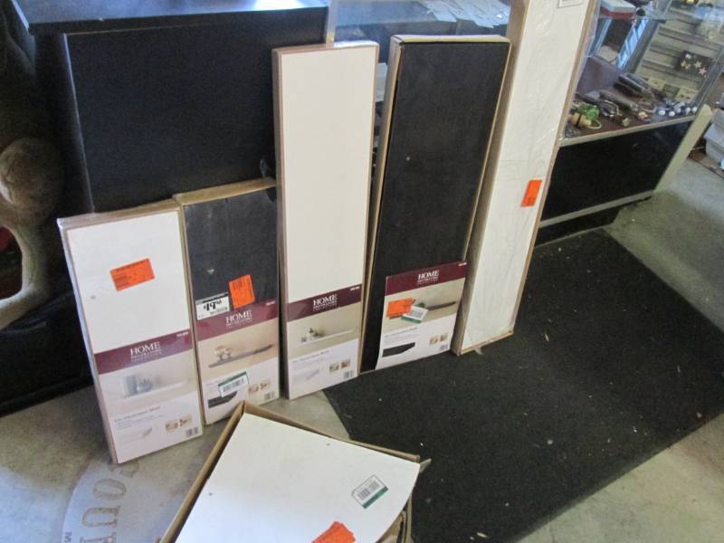 Lot of Misc Home Decorators Collect...
