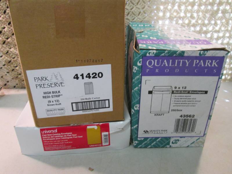 Lot of 600 9 x 12 Mailing Envelop...