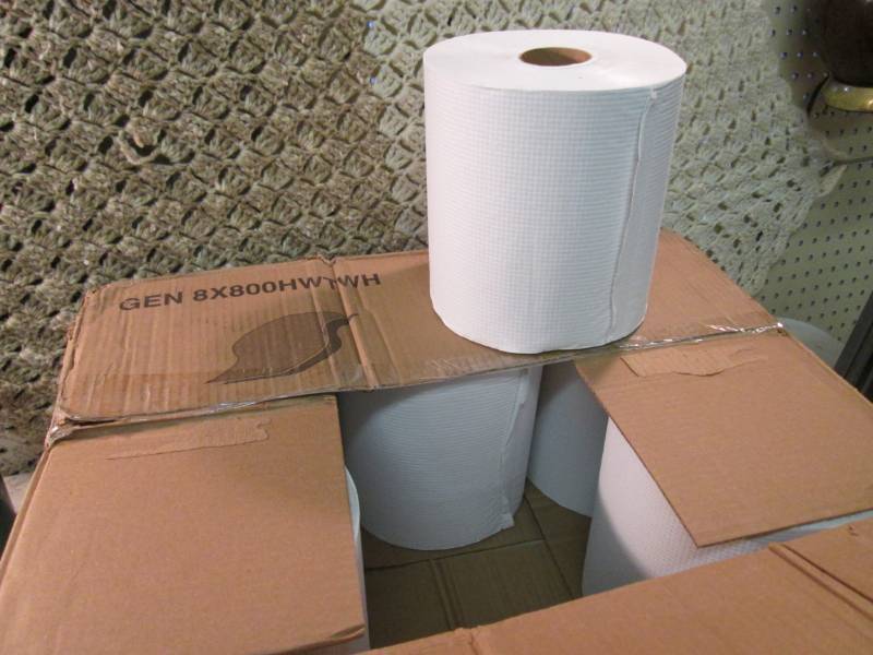 Case of 6 Rolls of Hardwound Roll T...