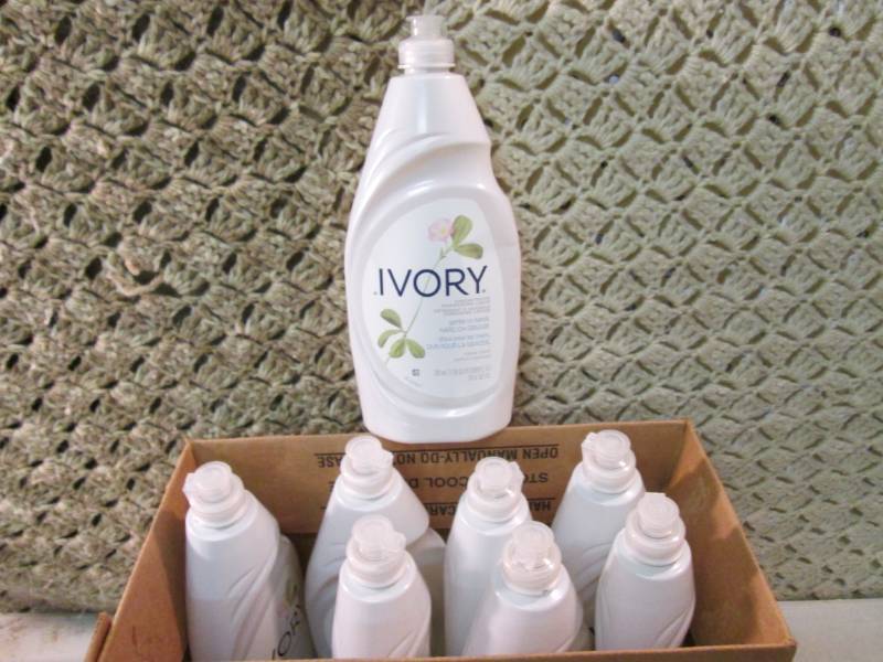 8 Bottles of Ivory Dishwashing Liqu...