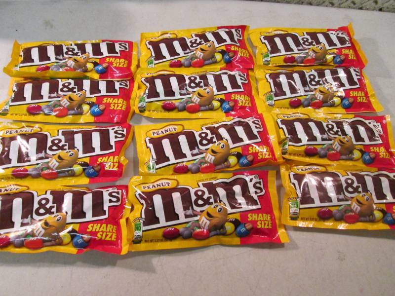 12 Share Size Bags of Peanut M&Ms ...