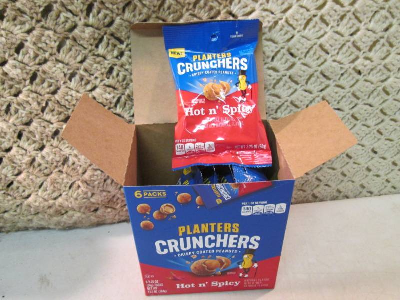 Box with 6 Bags of Planters Crunche...
