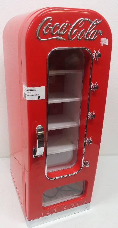 lot 9 image: Coca-Cola Vintage Retro Personal Soda Vending Machine, Appears as working