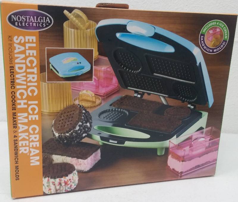 lot 94 image: Nostalgia Electrics Elec. Ice Cream Sandwich Maker as-new