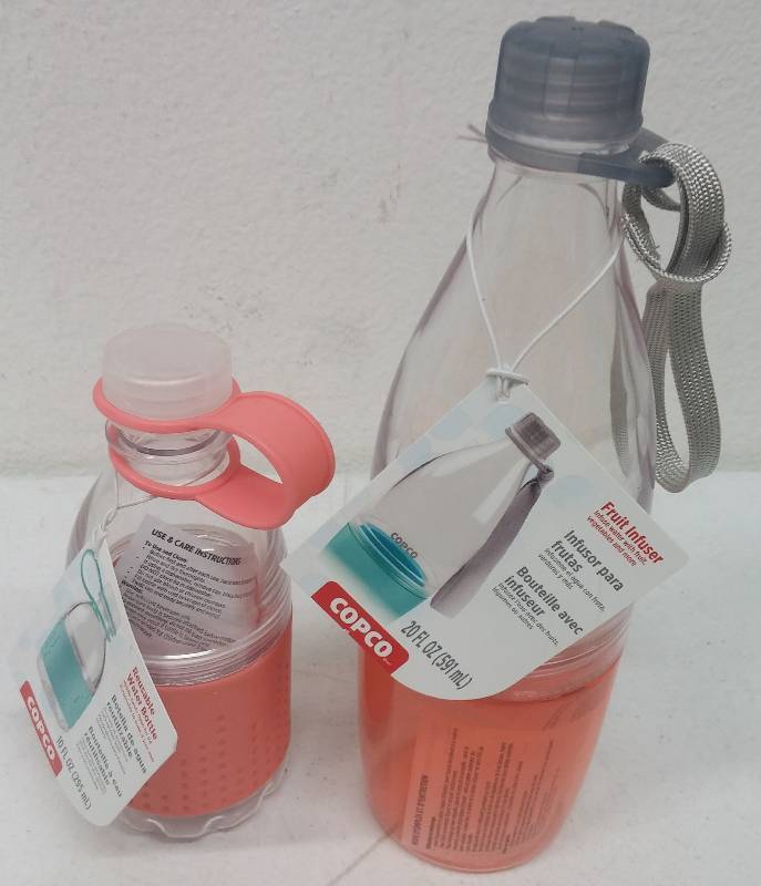 lot 98 image: 2 Subzero Freezer Gel Tritan Bottle with flip top, as-new