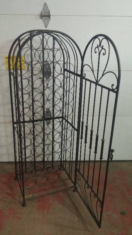 lot 59 image: Lockable Wine Hutch Cage