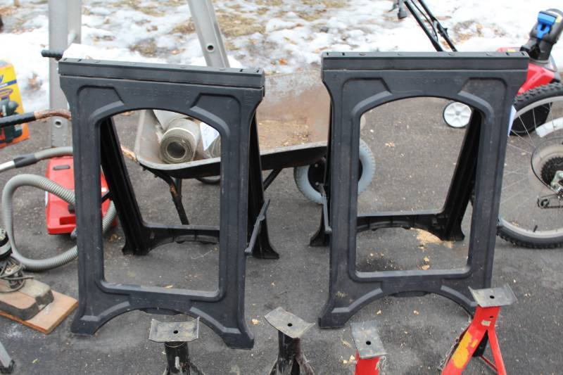 lot 314 image: Plastic Folding Sawhorses
