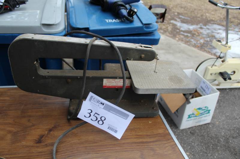lot 358 image: Dremel Moto-Shop Jig Saw Table