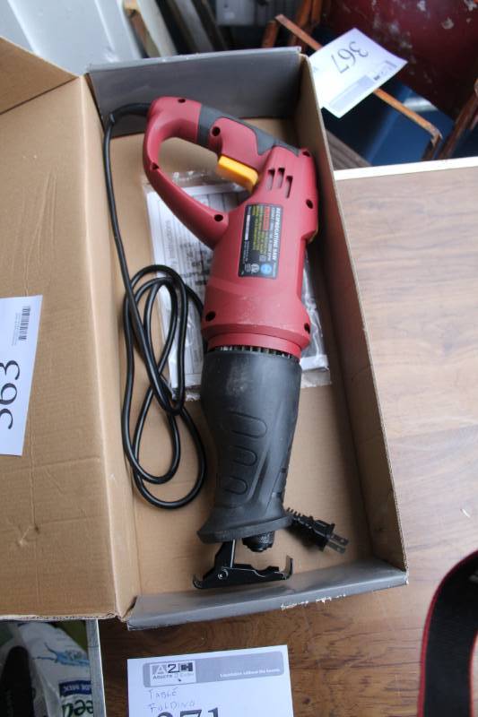 lot 363 image: Chicago Electric Power Tools Reciprocating Saw