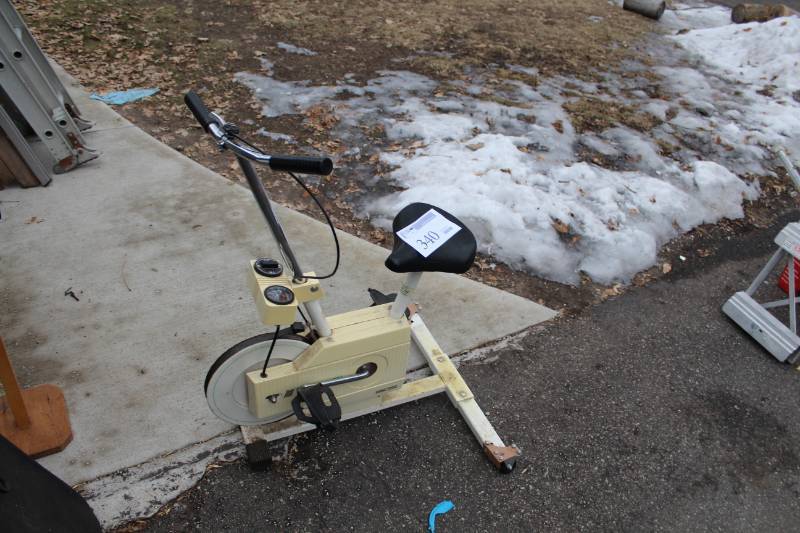 lot 340 image: Tunturi Stationary Exercise Bike