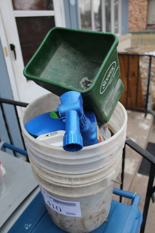 lot 410 image: Hand Seed Spreader, Yard Chemicals, Lawn Care Supplies