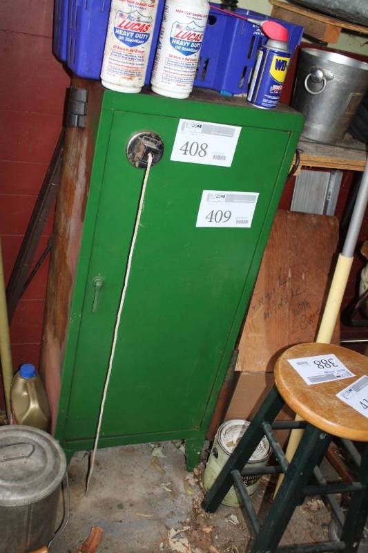 lot 409 image: Utility Cabinet