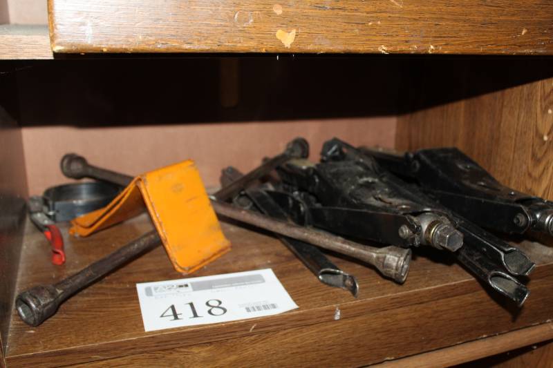 lot 418A image: Car Jacks, Wheel Braces, Tire Iron, Oil Filter Wrench, And More