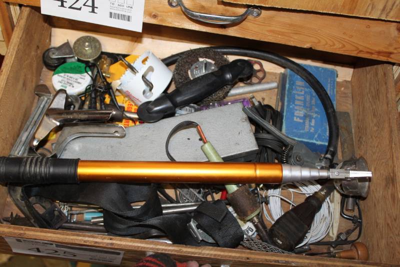 lot 425 image: Extension Pole, Screen Tool, Misc. Wire, Hardware, And More