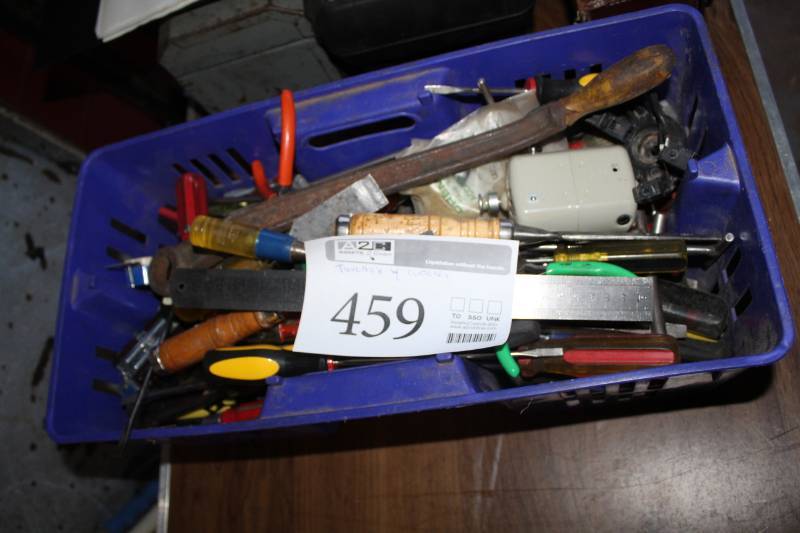 lot 459 image: Tool Caddy, Screwdrivers, Files, Pliers, And More